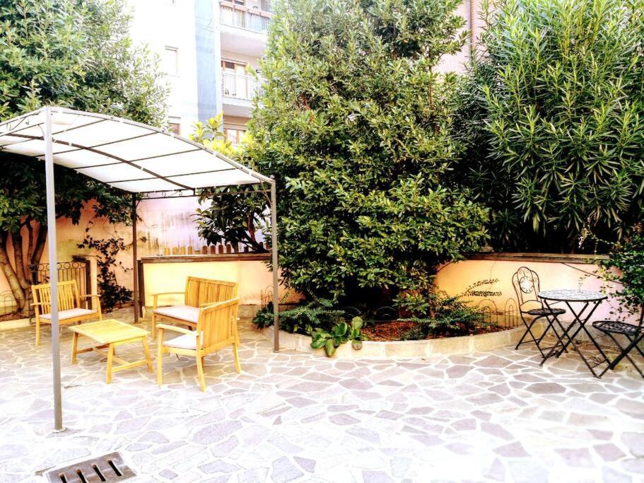 Un Insospettabile Angolo Verde In Citta Apartman Milánó Kültér fotó